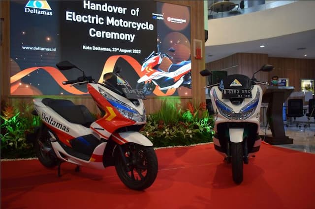 Honda PCX Listrik jadi Motor Operasional Kota Deltamas & GIIC Cikarang   