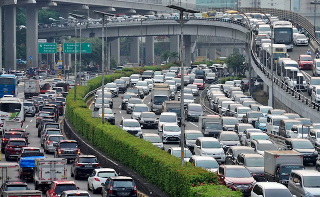 Jokowi Klaim Macet Jakarta Bikin Negara Rugi Ratusan Triliun