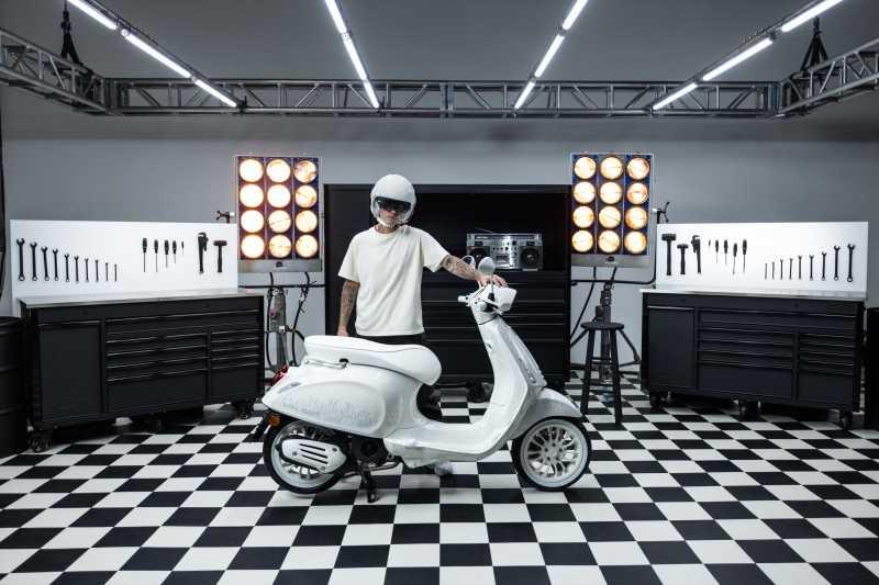 Vespa Hasil <i>Collab</i> Justin Bieber Dijual di Indonesia, Cuma Rp73 Juta