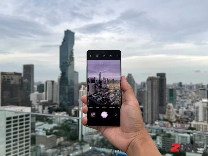 Menangkap Pesona Jalanan Bangkok dengan Street Mode di Realme GT 6