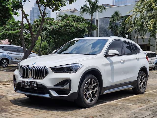 Review BMW X1, SUV Termurah yang Biasa Aja