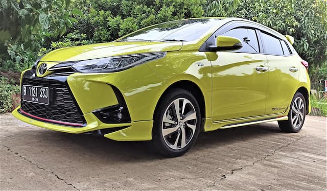 VIDEO Test Drive Review Toyota Yaris Facelift Lagi, Apa Aja yang Berubah?