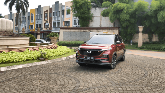 Semahal Apa Biaya Perawatan Wuling Almaz?