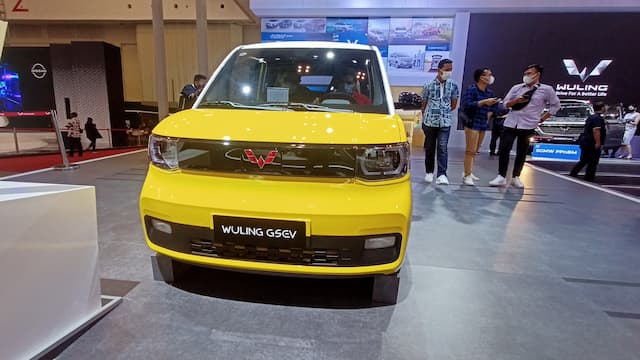 FOTO: Si Imut Wuling GS EV yang Bisa Dicas di Rumah 