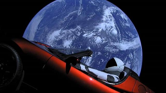 Tesla Roadster Menuju Orbit Mars, Ada Foto dan Videonya