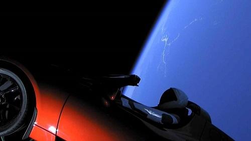 Apa Kabar Tesla Roadster di Antariksa?