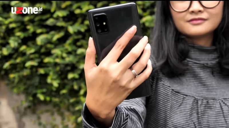 ﻿  3 Cara Bikin Vlog Ciamik Mengandalkan Smartphone "Kentang"