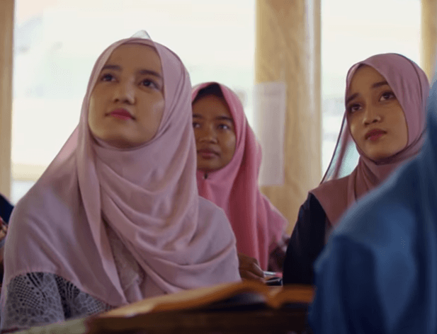 Netizen \'Telanjangi\' Adegan Tak Pantas dalam Trailer \'The Santri\' 