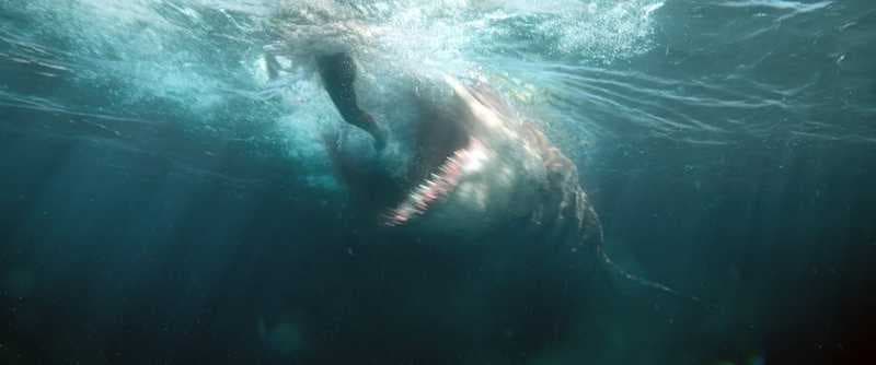 Review: Ketika Aksi Jason Statham vs Hiu Purba ala ‘The Meg’ Bikin Terharu