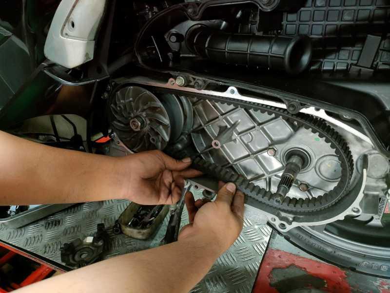 Cara Merawat V-belt Motor Skutik, Biar Gak Putus Dijalan