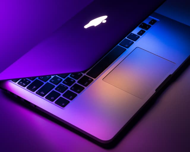 Macbook dengan Chipset M2 Apple Bakal Meluncur Tahun ini?