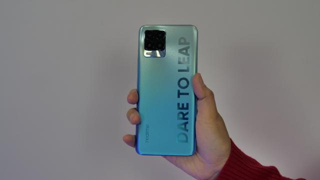 VIDEO: Unboxing Realme 8 Pro Indonesia