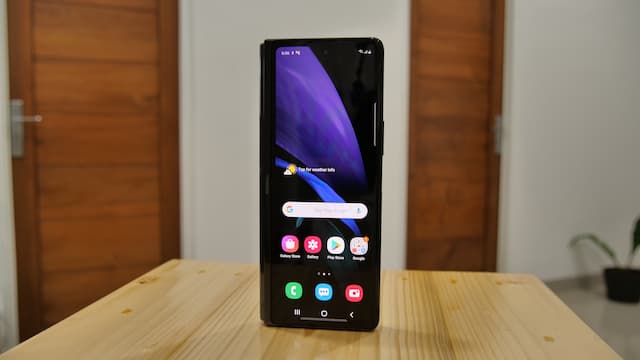 Bocoran Layar Galaxy Z Fold 3, Kok Malah Makin Kecil?