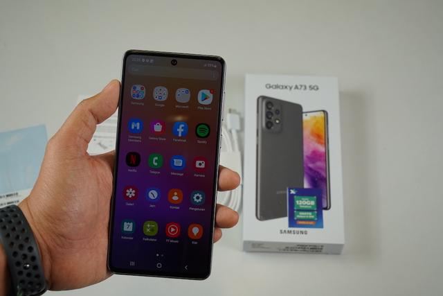 Ringkus Momen Tak Terlupakan Saat Lebaran dengan Samsung Galaxy A73 5G