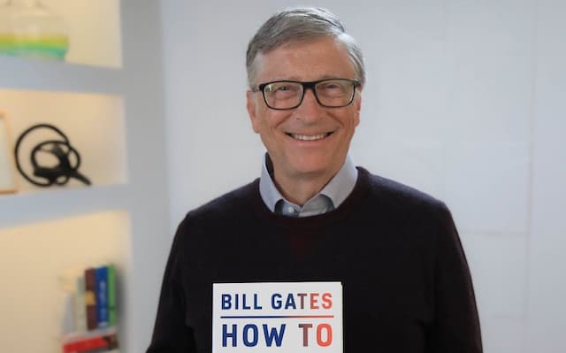 Bill Gates Danai Studi  Meredupkan Matahari