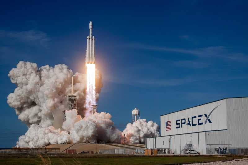 Sebelum Diminta Jokowi, SpaceX Elon Musk Pernah Bawa Satelit Merah Putih