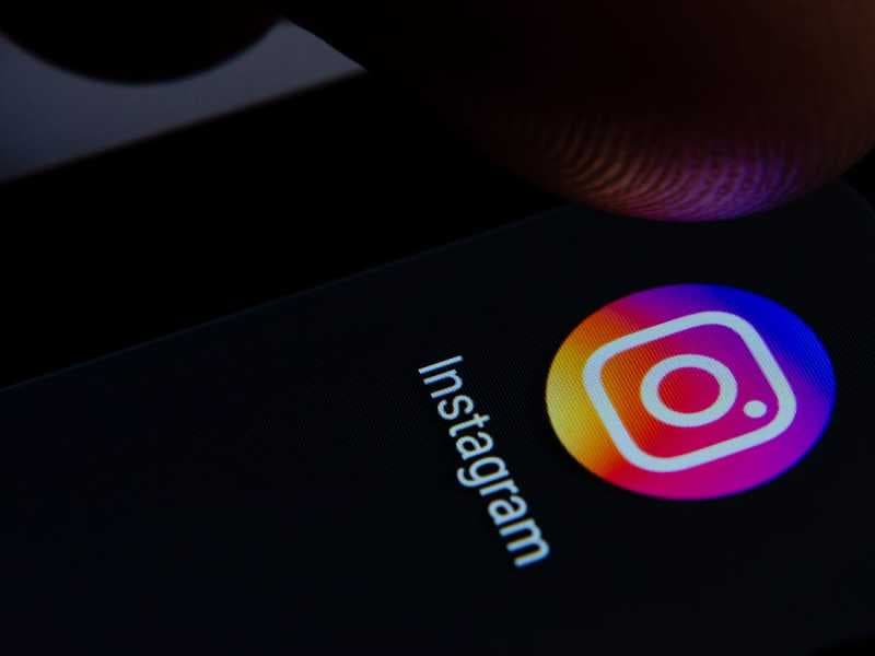  Anak di Bawah Usia 13 Tahun Dilarang Pakai Instagram
