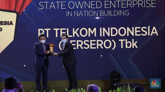 Telkom Raih Penghargaan The Best SOE in Nation Building dari CNBC Indonesia
