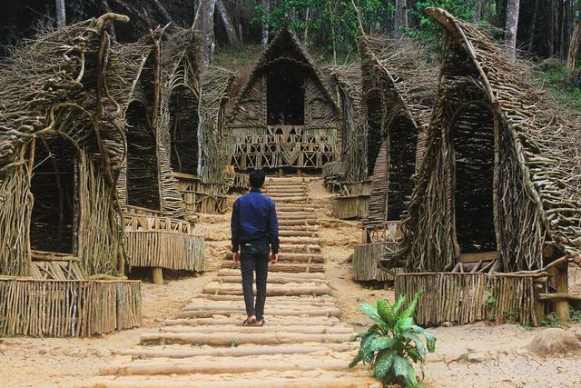 Seribu Batu Songgo Langit, Destinasi Wisata Alam <i>Instagramable</i> di Yogyakarta