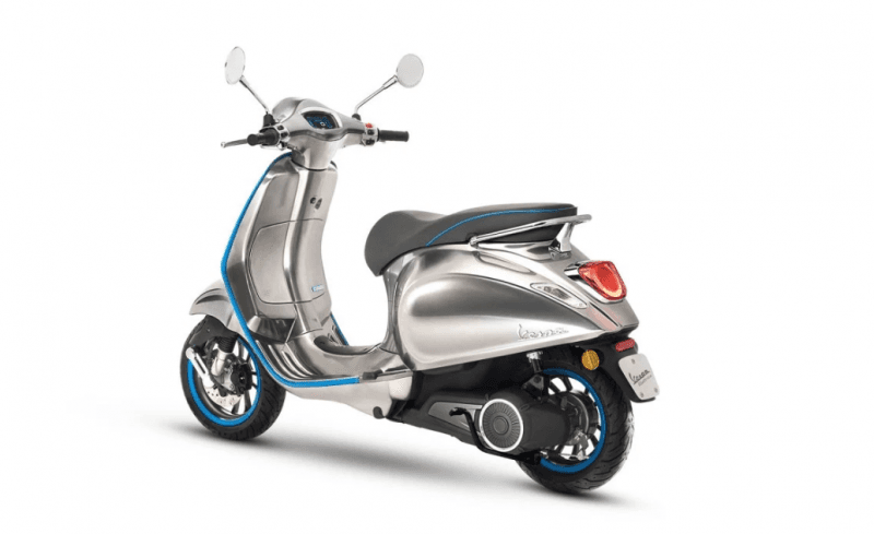 Penampakan E-Skuter Vespa Elettrica di Auto Expo 2020