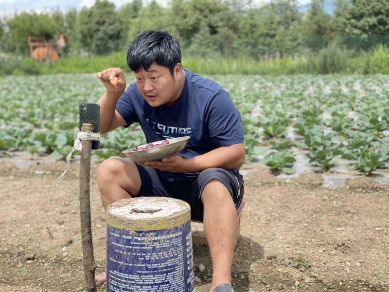 Dulu Miskin, Kini Petani Ini Kaya Raya Berkat TikTok