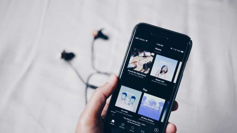 Ada Lirik Sinkron Lagu di Spotify, Karaokean Makin Asyik