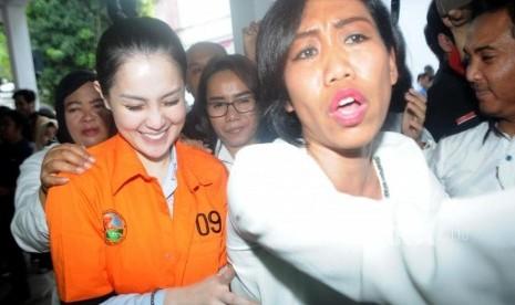 Polisi Periksa Kadar Narkoba di Tubuh Jennifer Dunn 