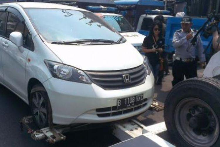 Ini Peraturan Pemilik Kendaraan Wajib Punya Garasi