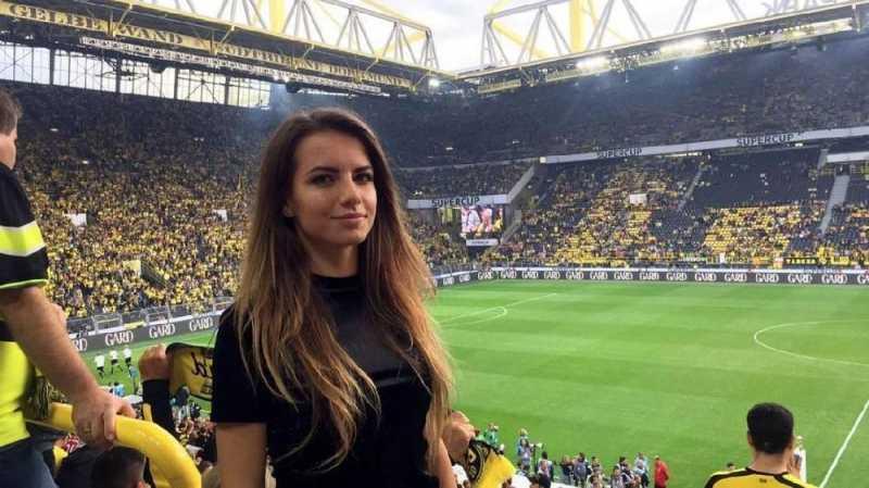 Wajah Cantik Jadi Senjata Wasit Wanita Polandia