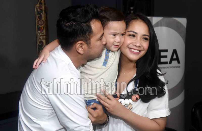 Ke Lokasi Pesta Ultah Rafathar, Raffi Ahmad Naik Helikopter