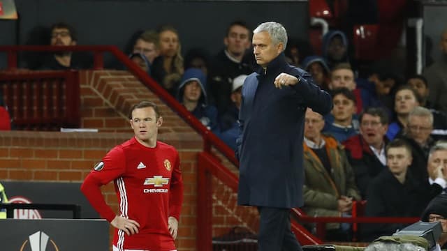 Lepas Ibrahimovic dan Rooney, Mourinho Disalahkan Pemain MU