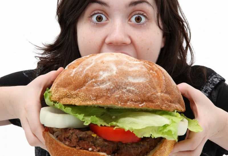  Awas! Makan Burger Ternyata Dapat Membuat Depresi Lho 