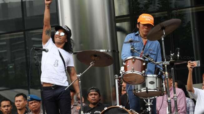 Slank Dinobatkan Sebagai Duta Perlindungan WNI