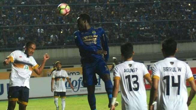 Kedatangan Pemain Baru, Persib Tendang Essien?