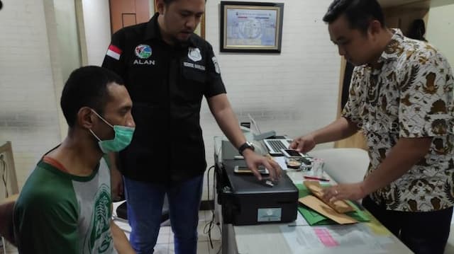Eddo Indonesian Idol Ditangkap, Ada Sabu di Lipatan Celananya