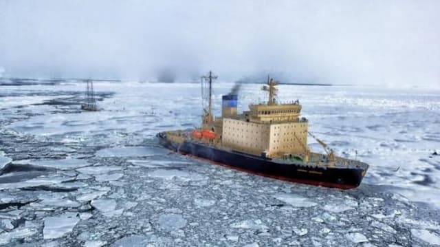 Rumitnya Pecahkan Es di Siberia tapi Digaji Puluhan Juta, Berminat?