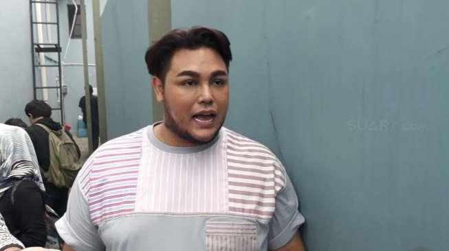 Ivan Gunawan Siap Laporkan Haters ke Polisi