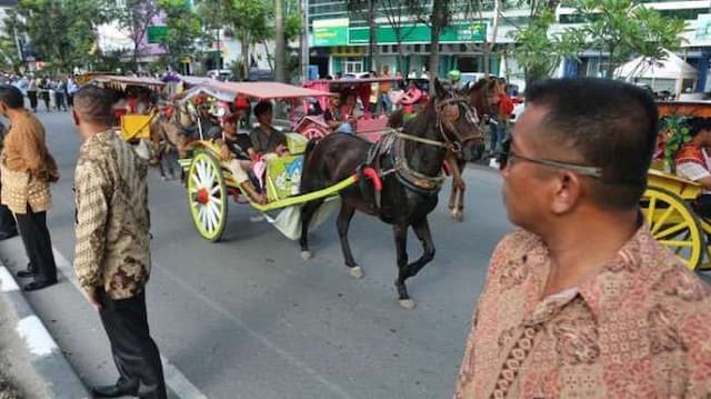 Jokowi Mantu, Ini Susunan Kereta Kirab Kahiyang dan Bobby