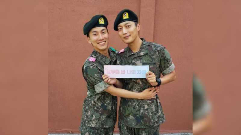 Jalani Wajib Militer, Eunkwang dan Doojoon Tetap Tampak Bahagia