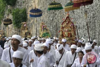 Umat Hindu Bali mulai jalani tapa brata Nyepi