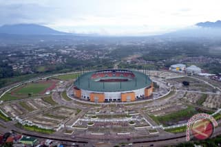 Sepak Bola - Bangladesh puji Stadion Pakansari