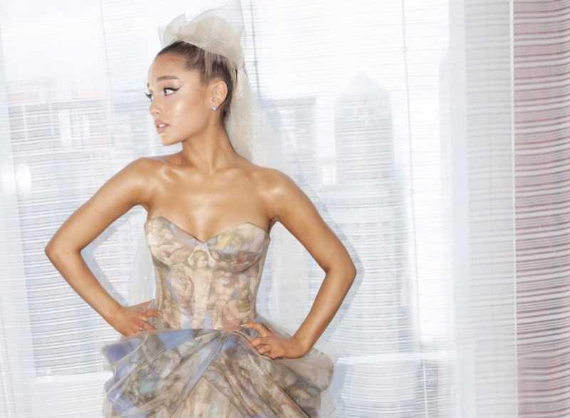 Tato Terbaru Ariana Grande Terinspirasi Dari Tokoh Animasi Jepang