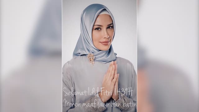 Sophia Latjuba Tampil Cantik dengan Berhijab Saat Lebaran