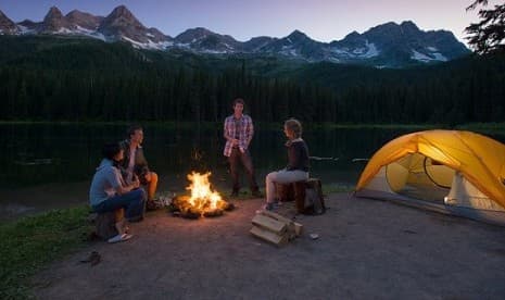 'Camping', Solusi Bagi Anda yang Sulit Tidur 