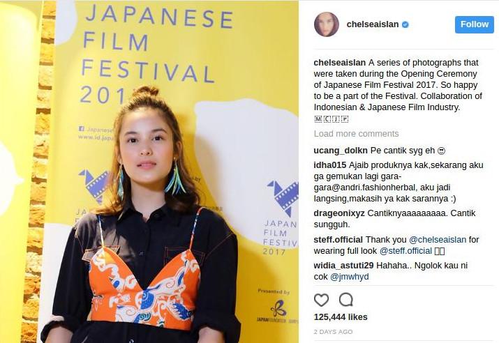 Gaya Busana Bra di Luar Ala Chelsea Islan Ini Mendapat Sorotan Netizen