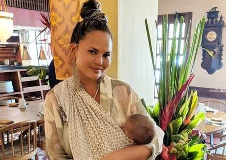 Gempa Lombok Terasa Hingga ke Bali, Chrissy Teigen Berlari Tanpa Pakaian