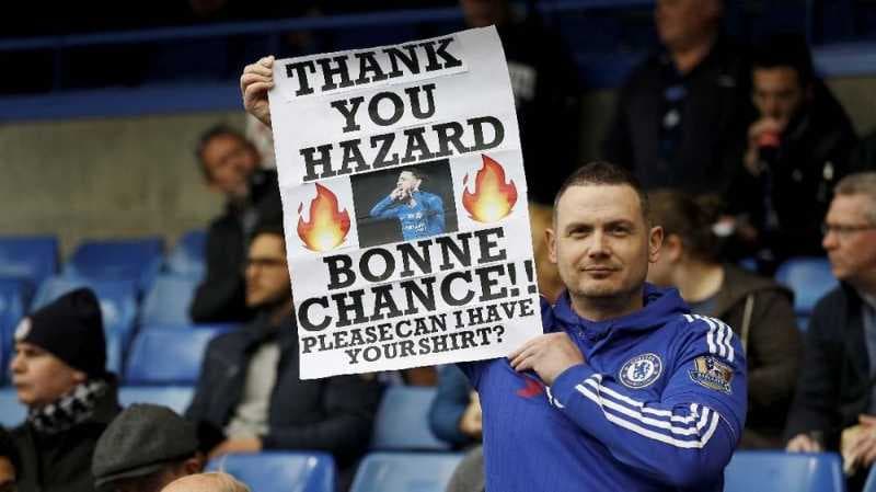 Diminta Suporter Bertahan di Chelsea: Hazard Geleng Kepala