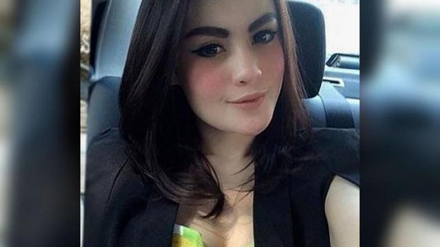 Jennifer Dunn, Sosok Artis yang Ramai Akan Kontroversi