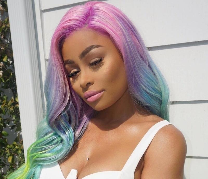 Usai Drama Bersama Rob, Blac Chyna Pamer "Unicorn Hair"