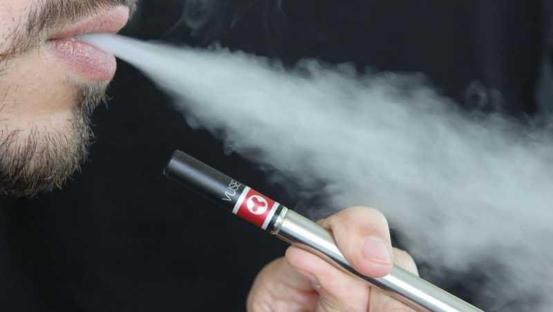 Vaping Bisa Tingkatkan Risiko Kanker dan Serangan Jantung